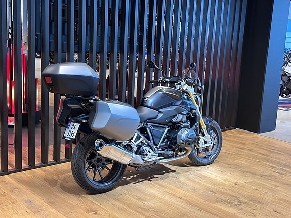 BMW R 1200 R "Fullutstyrt" med koffertsett 4 of 10