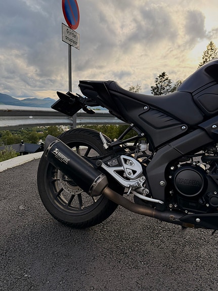 Yamaha MT-125 5 of 9