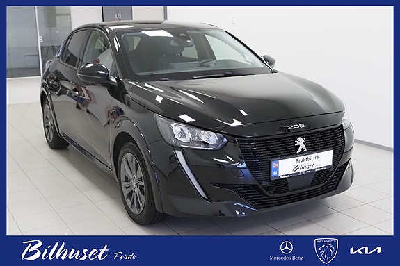 Peugeot e-208 4 of 17