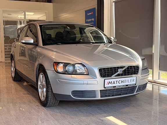 Volvo S40 3 of 30