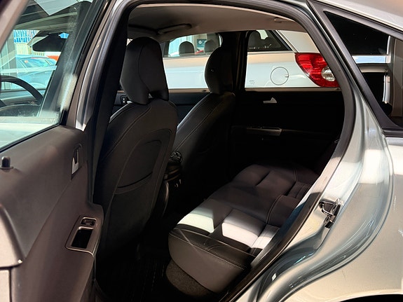 Volvo S40 20 of 30