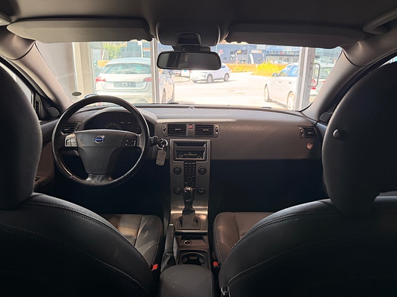 Volvo S40 27 of 30