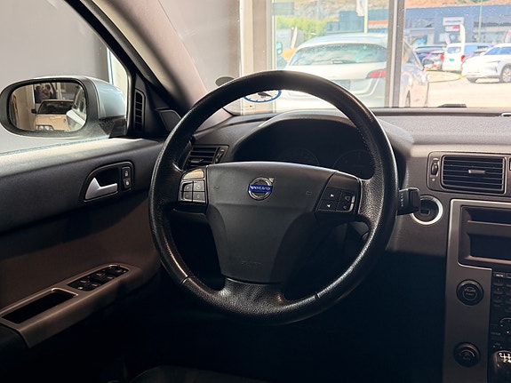 Volvo S40 30 of 30