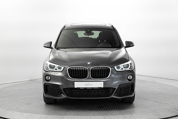 BMW X1 3 of 5