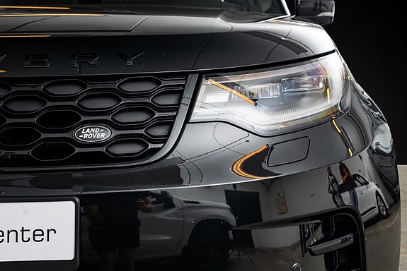 Land Rover Discovery 3 of 5