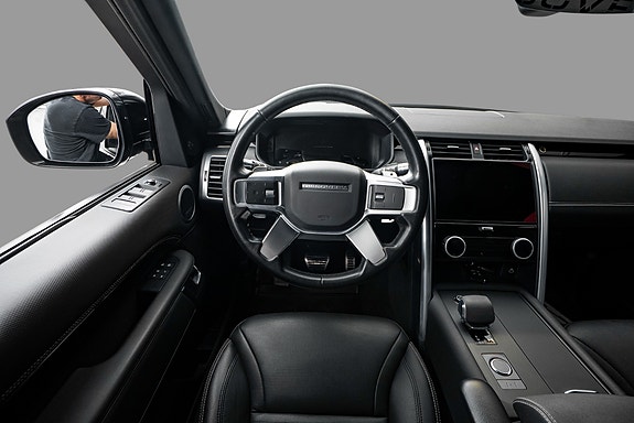 Land Rover Discovery 14 of 23