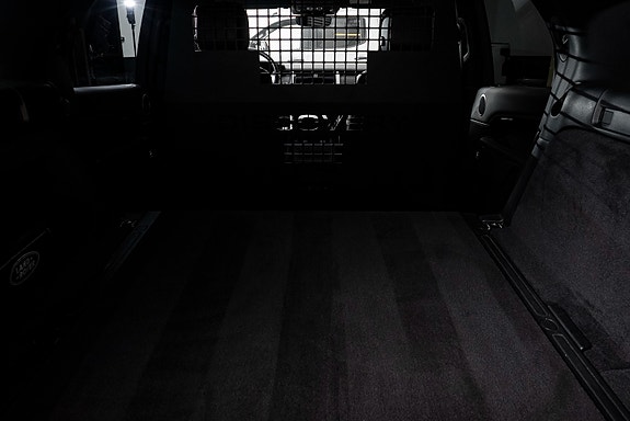 Land Rover Discovery 9 of 23
