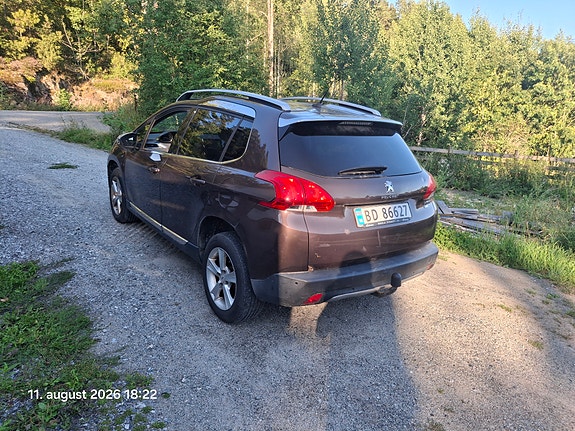 Peugeot 2008 4 of 10