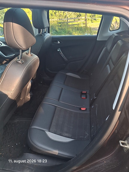 Peugeot 2008 5 of 10