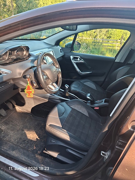 Peugeot 2008 6 of 10