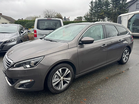 Peugeot 308 2 of 29
