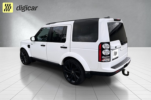 Land Rover Discovery 3 of 5