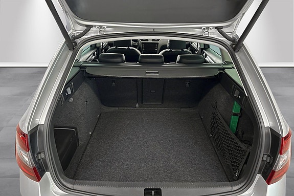 Skoda Octavia 5 of 5