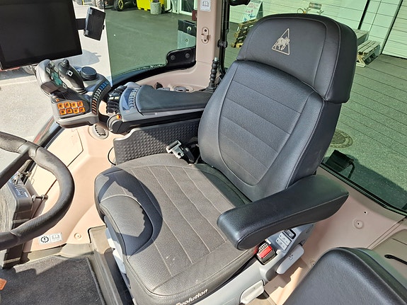 Fendt 724 13 of 21