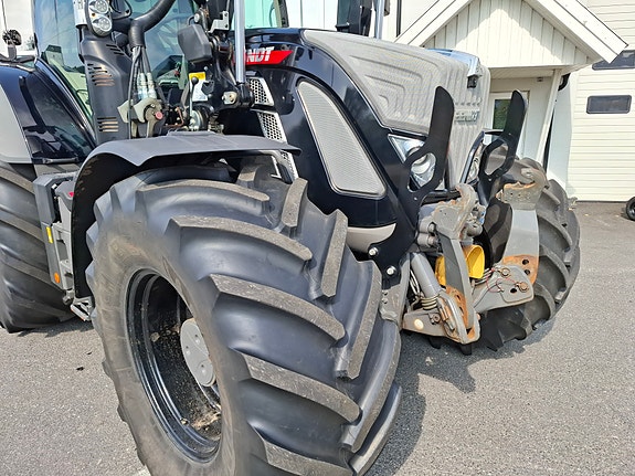 Fendt 724 5 of 21