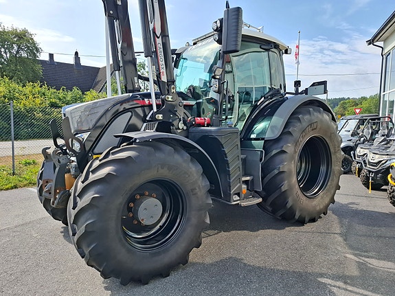 Fendt 724 11 of 21