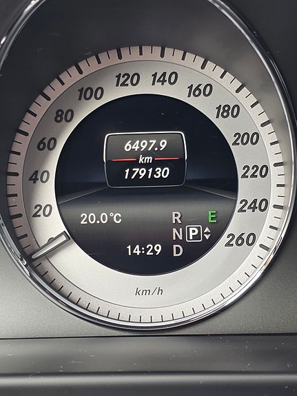 Mercedes-Benz GLK220 17 of 17
