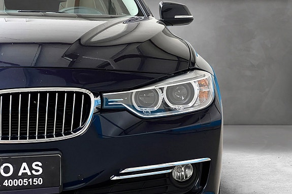 BMW 320d 4 of 30