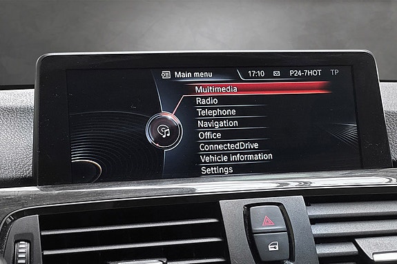 BMW 320d 24 of 30
