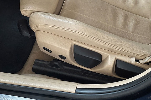 BMW 320d 15 of 30