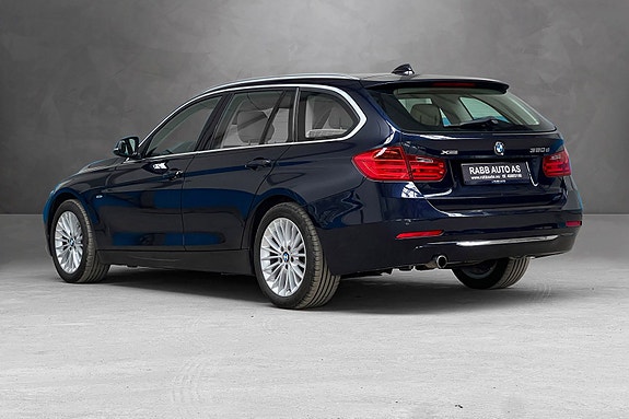BMW 320d 11 of 30