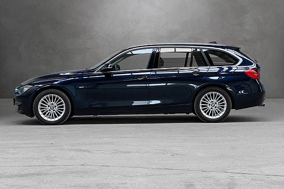 BMW 320d 12 of 30