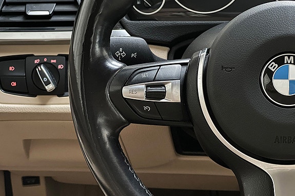 BMW 320d 19 of 30