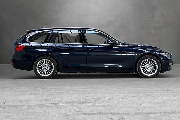 BMW 320d 7 of 30
