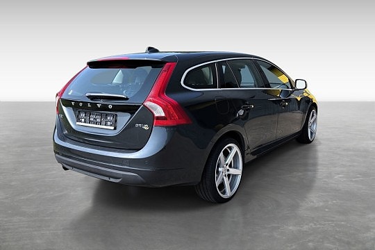 Volvo V60 5 of 5