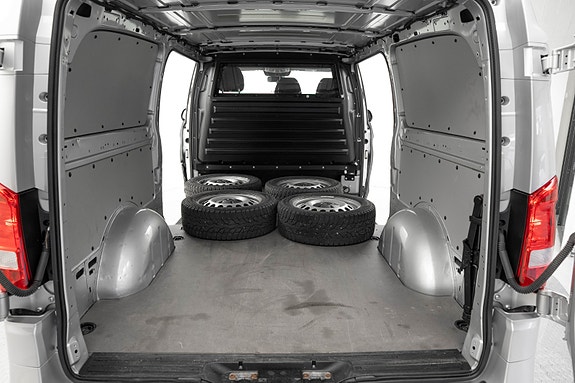 Mercedes-Benz Vito 119 23 of 27