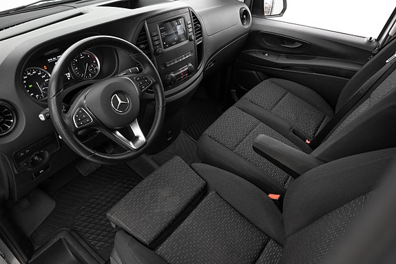 Mercedes-Benz Vito 119 8 of 27