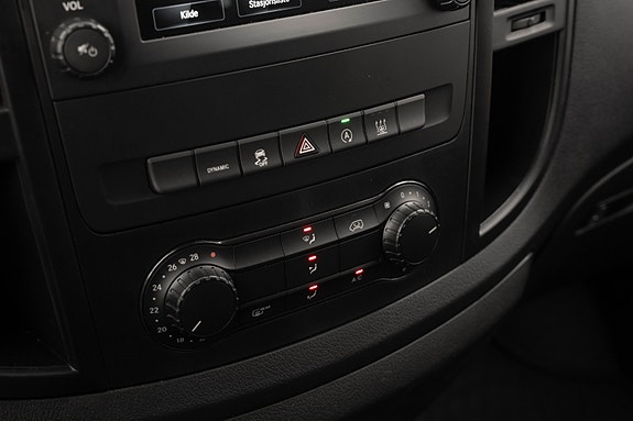 Mercedes-Benz Vito 119 17 of 27