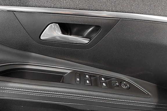 Peugeot 5008 9 of 20