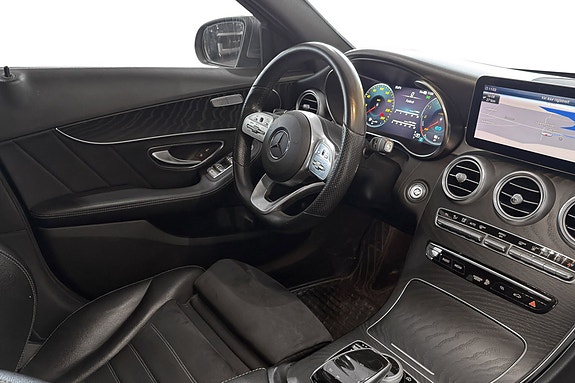 Mercedes-Benz C300 13 of 17