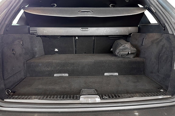 Mercedes-Benz C300 14 of 17