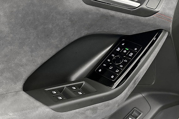 Audi Q6 e-tron 21 of 21