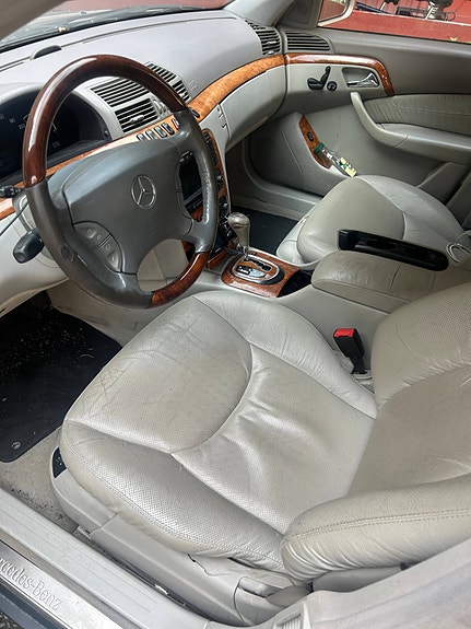 Mercedes-Benz S-Klasse 4 of 6