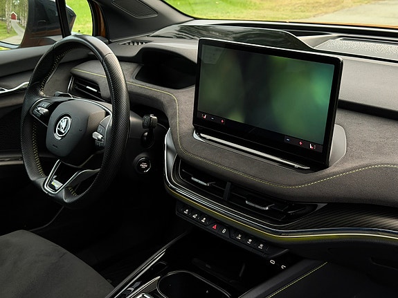 Skoda Enyaq RS 27 of 30