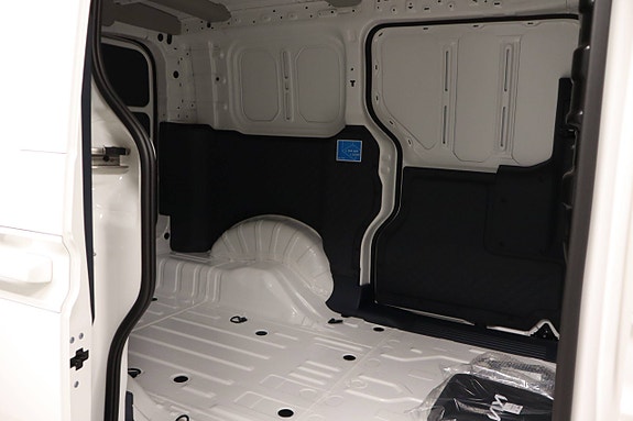 Kia PV5 22 of 30