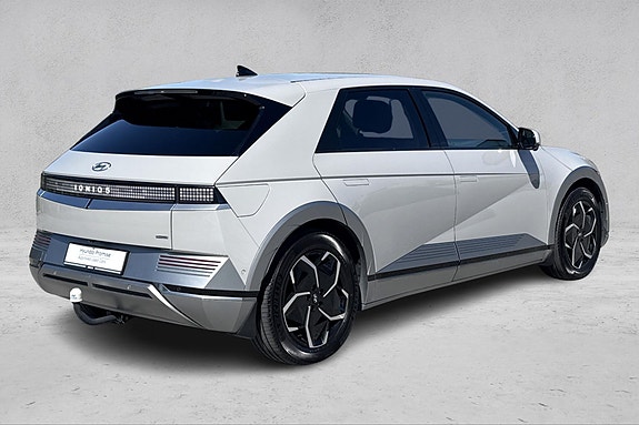 Hyundai Ioniq 5 5 of 5