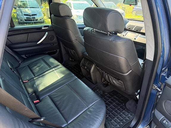 BMW X5 29 of 30