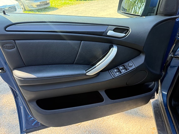 BMW X5 19 of 30