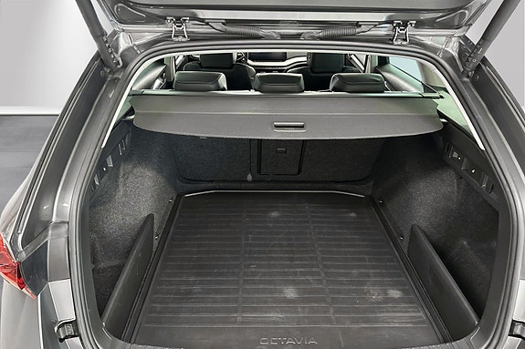 Skoda Octavia 5 of 24