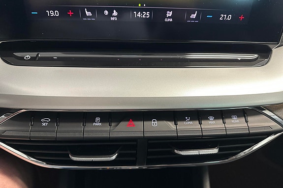 Skoda Octavia 15 of 24
