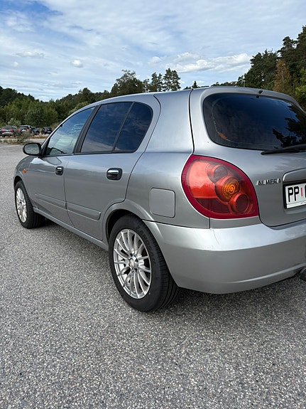Nissan Almera 5 of 5