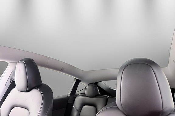 Tesla Model Y 23 of 30