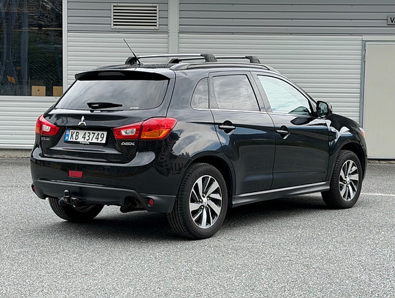 Mitsubishi ASX 2 of 5