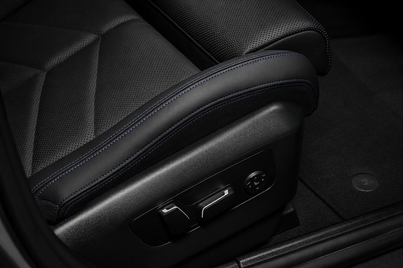 BMW i5 9 of 30