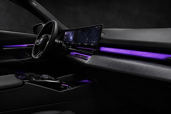 BMW i5 10 of 30