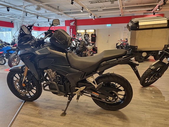 Honda CB 500 X 7 of 15